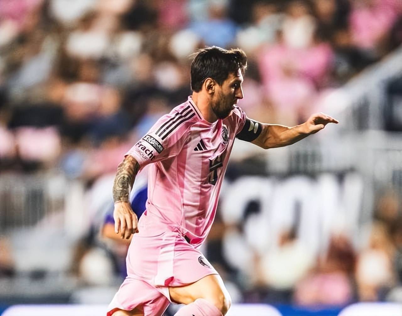 巴塞罗那凭借梅西实力击败强敌