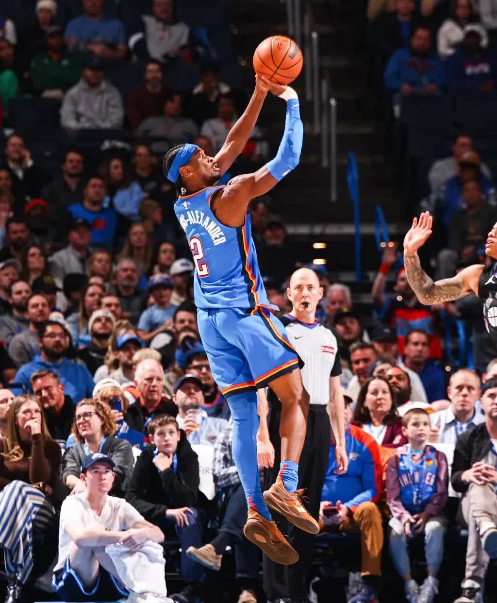 开云平台-包含NBA全明星赛现场一幕幕惊险动人,球迷饱览独特风采的词条