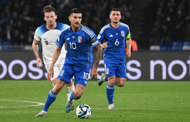 关于意大利惊险战平瑞士，成功晋级欧预赛八强的信息