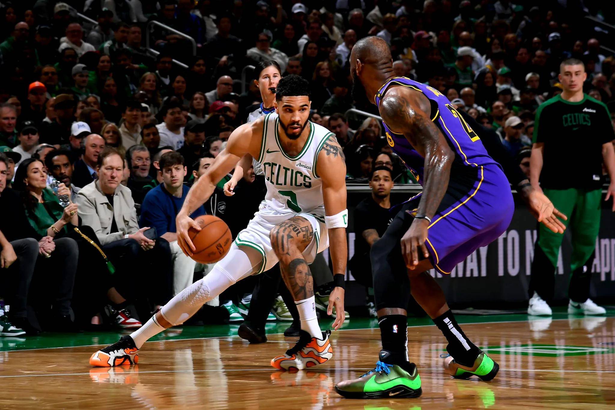 开云体育中国-凯尔特人不敌热火,遭遇连败