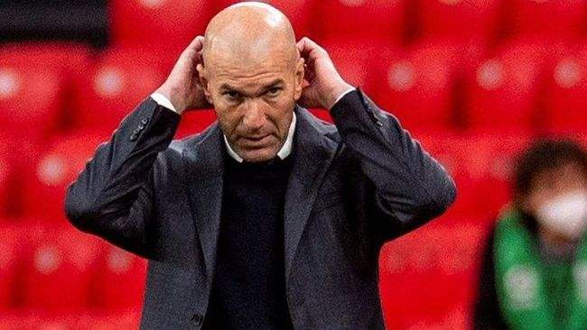 齐达内强化中场控制巴黎主帅心情沮丧的简单介绍 齐达内强化中场控制巴黎主帅心情沮丧的简单介绍