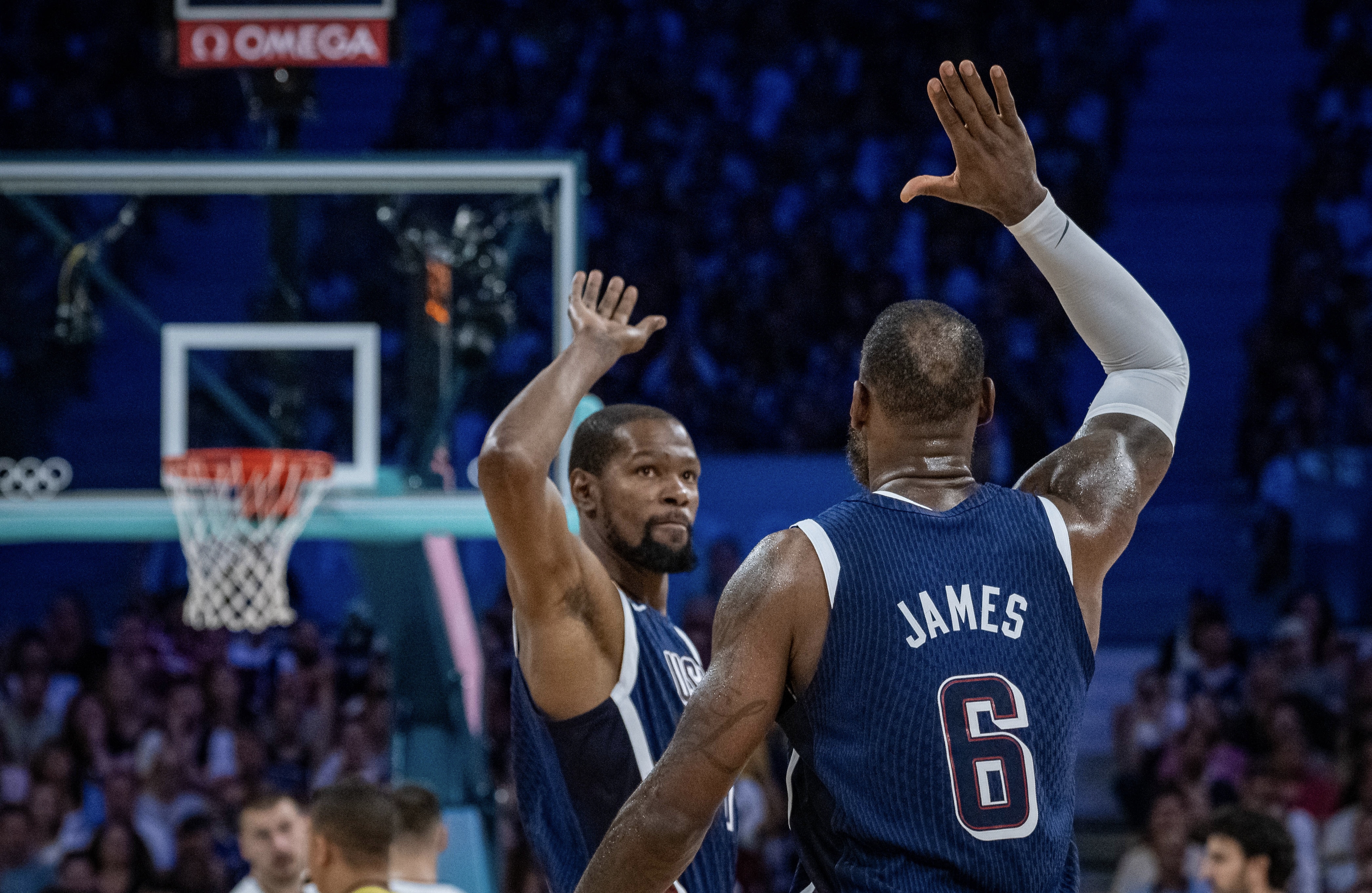 开云体育登录-美国队在篮球比赛中大胜对手