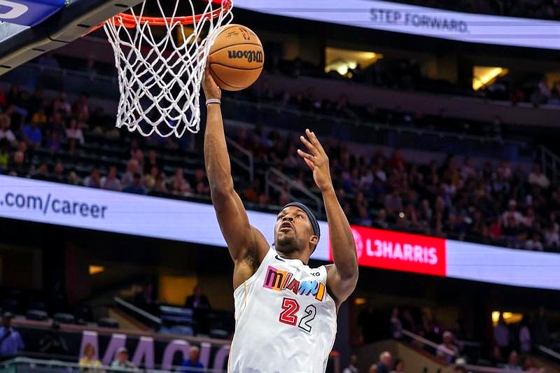 包含热火战术巧妙,队员擅长进攻融为一体的词条 包含热火战术巧妙,队员擅长进攻融为一体的词条