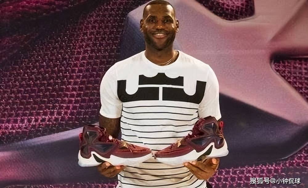 魔术强势国王，詹姆斯高光表现