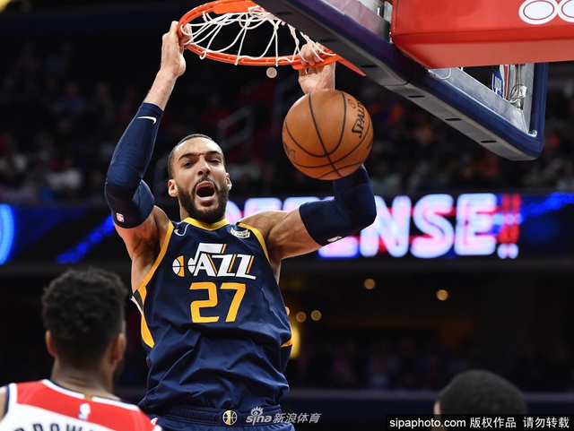 开云体育官网-凯尔特人绝杀深圳队，戈贝尔惊艳四座