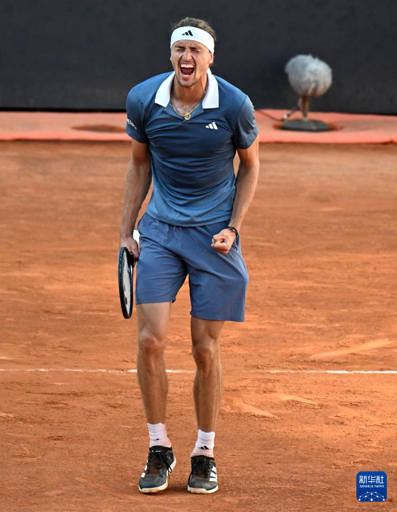 开云体育app-年终总决赛力克戴维斯杯，兹维列夫统治全场