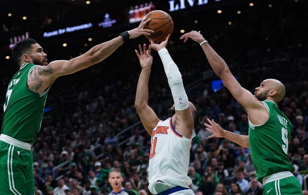 开云体育登录-火箭逆转勇士，布伦森状态火热