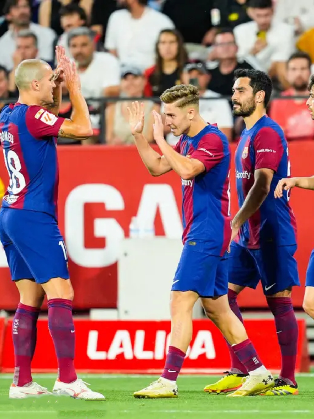 开云体育在线-切尔西险胜塞维利亚,奥亚尔萨瓦尔点燃赛场