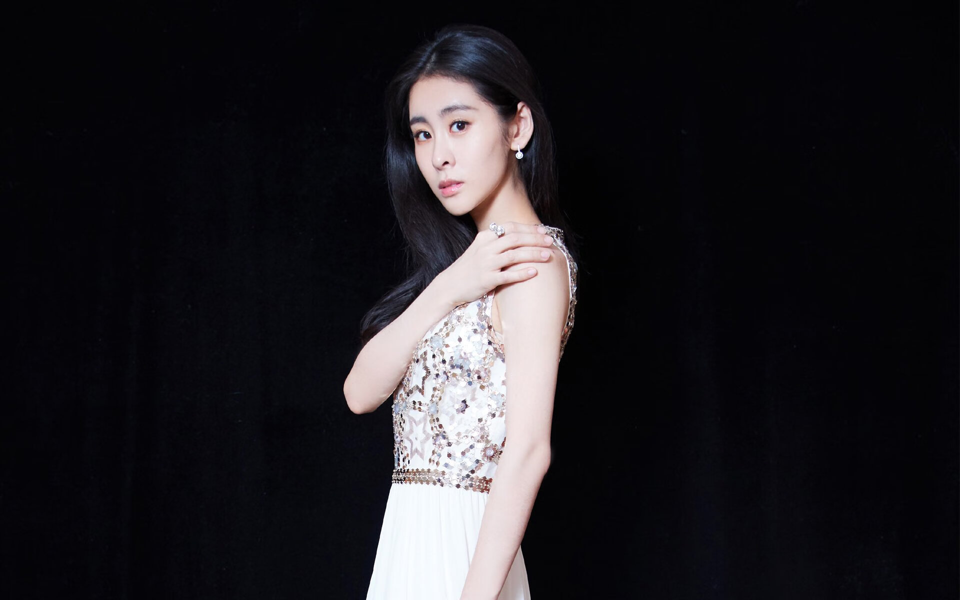 孔德存在感拉满，沙特关键战突围希腊