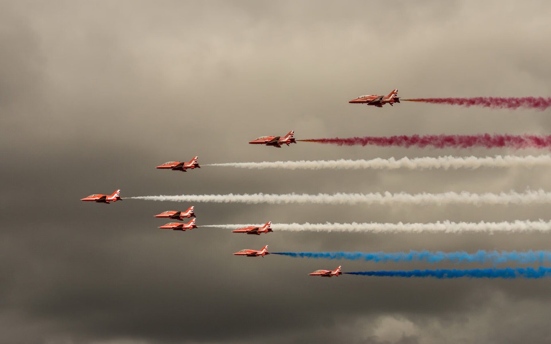 开云体育中国-绝杀与统治,埃及奇迹与奥纳纳的德甲封神之战